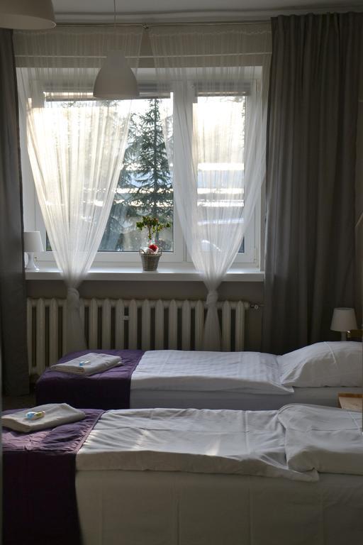 Hotel Pod Debem Zielona Góra Eksteriør bilde